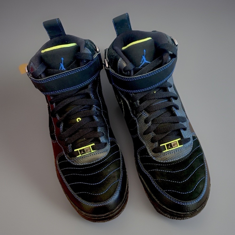 Size 9- Air Jordan Fusion 12 Blue Sapphire W/ Box